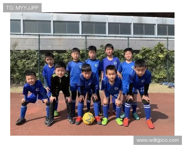 南京足球队的奋进之路:从默默无闻到奥运舞台的辉煌历程 南京足球队的奋进之路:从默默无闻到奥运舞台的辉煌历程
